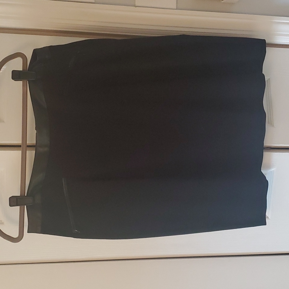 Talbots black skirt with leather trim 16